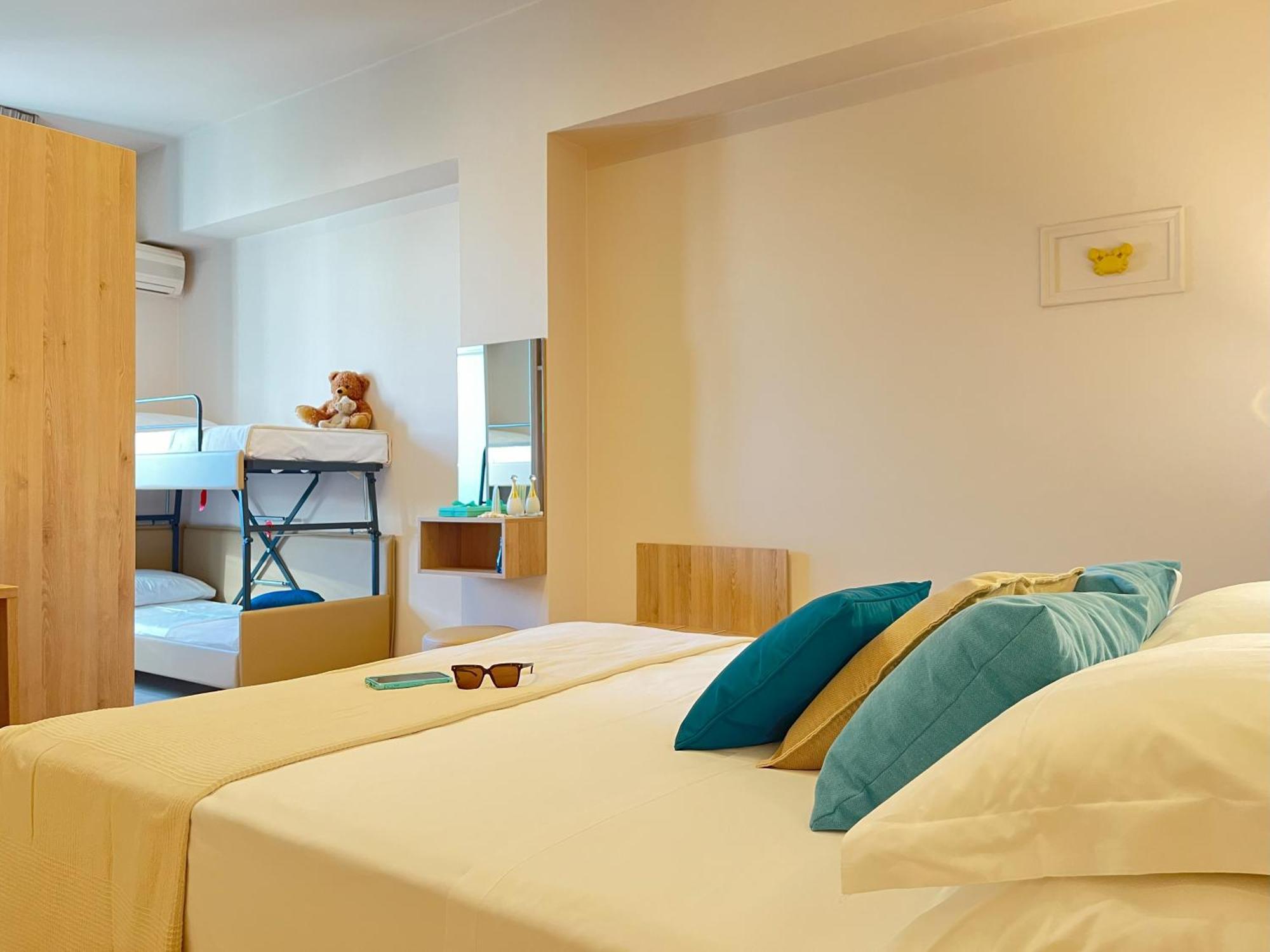 Hotel Garden B&B Marotta Ngoại thất bức ảnh